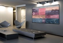 How to Choose the Right Signage Maker for Your Digital Signage
